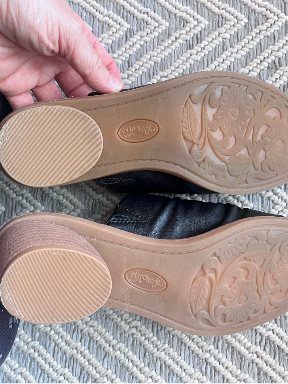 Eurosoft by Sofft Corley Slip in Sandal in Black - Picture 9 of 10